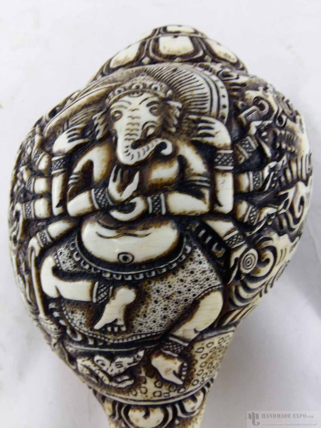 12 Arms Ganesh hand Carved, Conch Shell