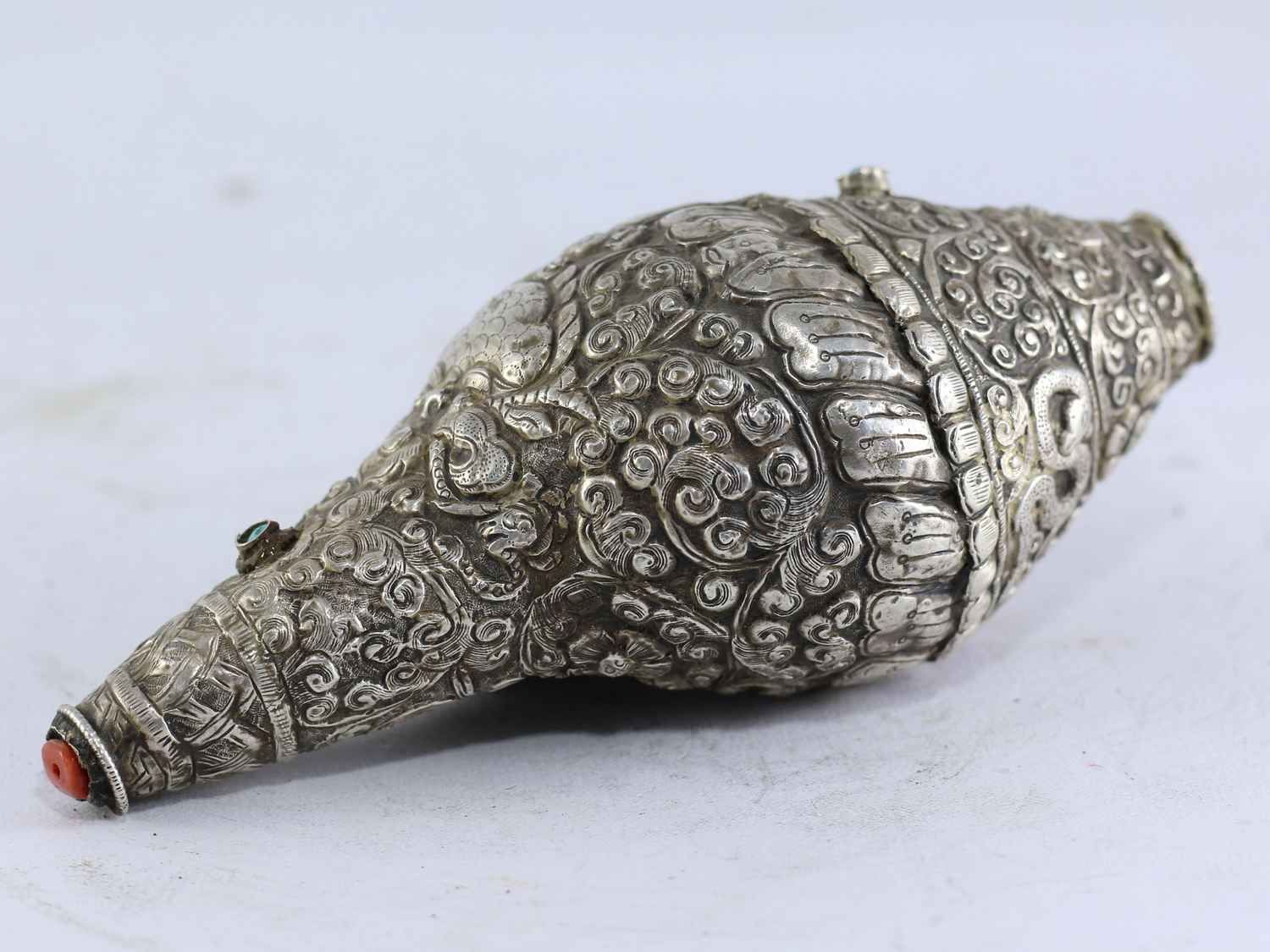 Silver Small Conch Shell With Full Silver Setting