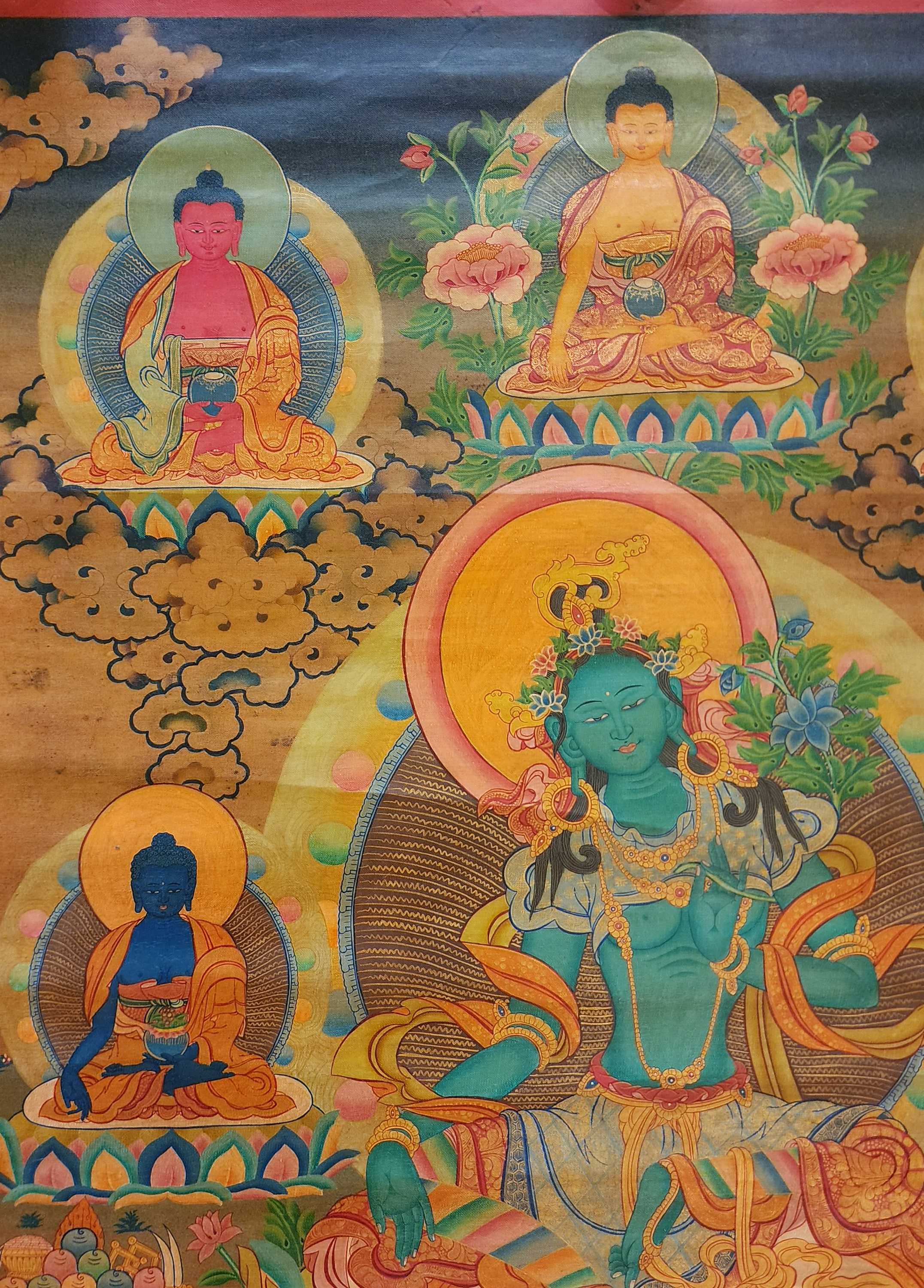 Green Tara Thangka With Pancha Buddha, Buddhist Traditional Painting, Tibetan Style, real Gold, oiled Thangka, old Stock
