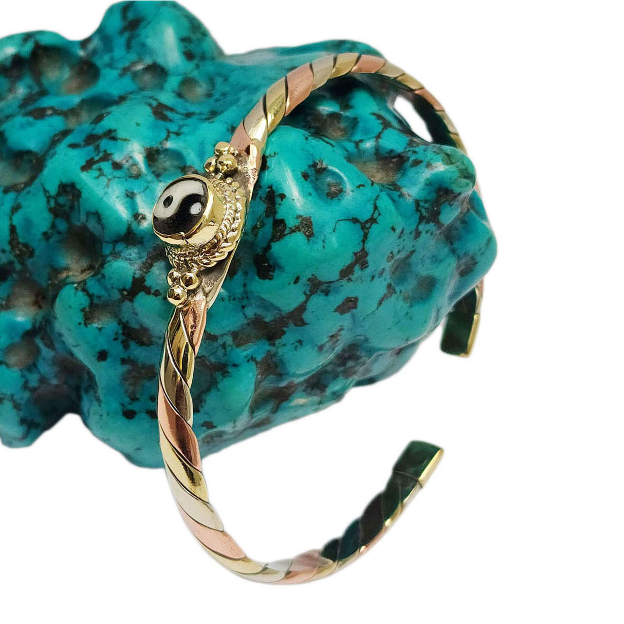 Brass Bracelet With Peace Engage Bone Design, [yin And Yang]