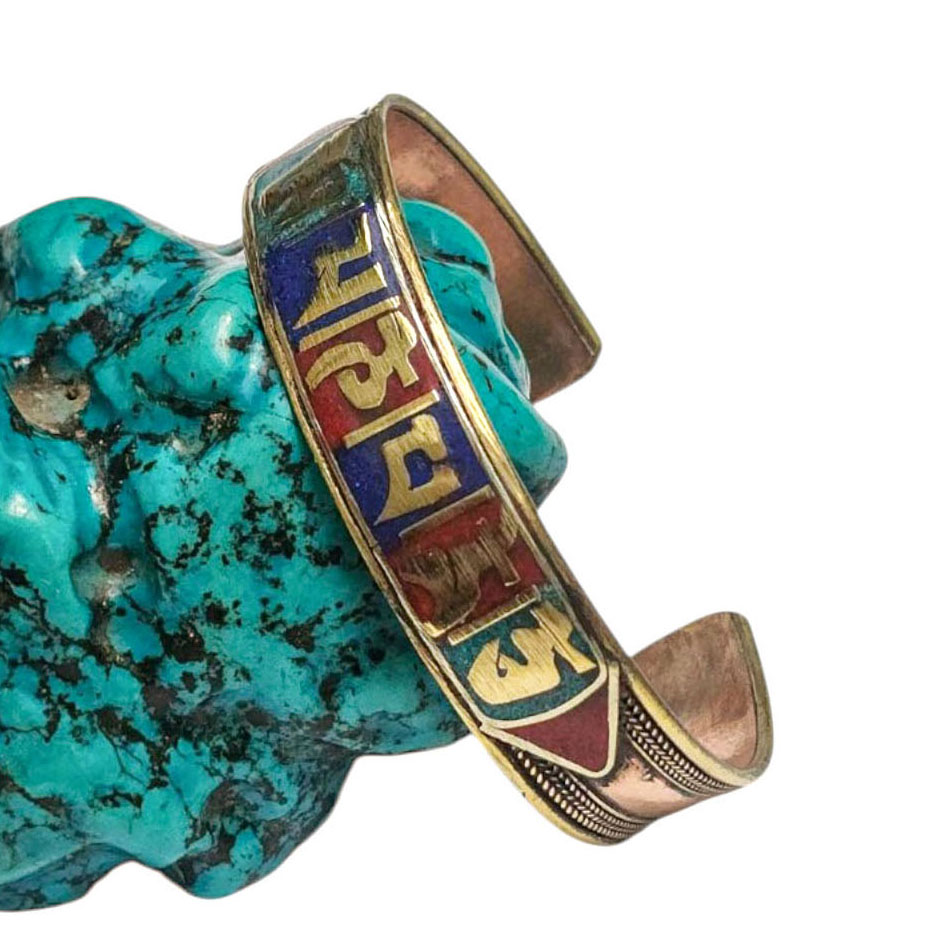 [metal Bracelet], With [omph] Design, [stone Setting]