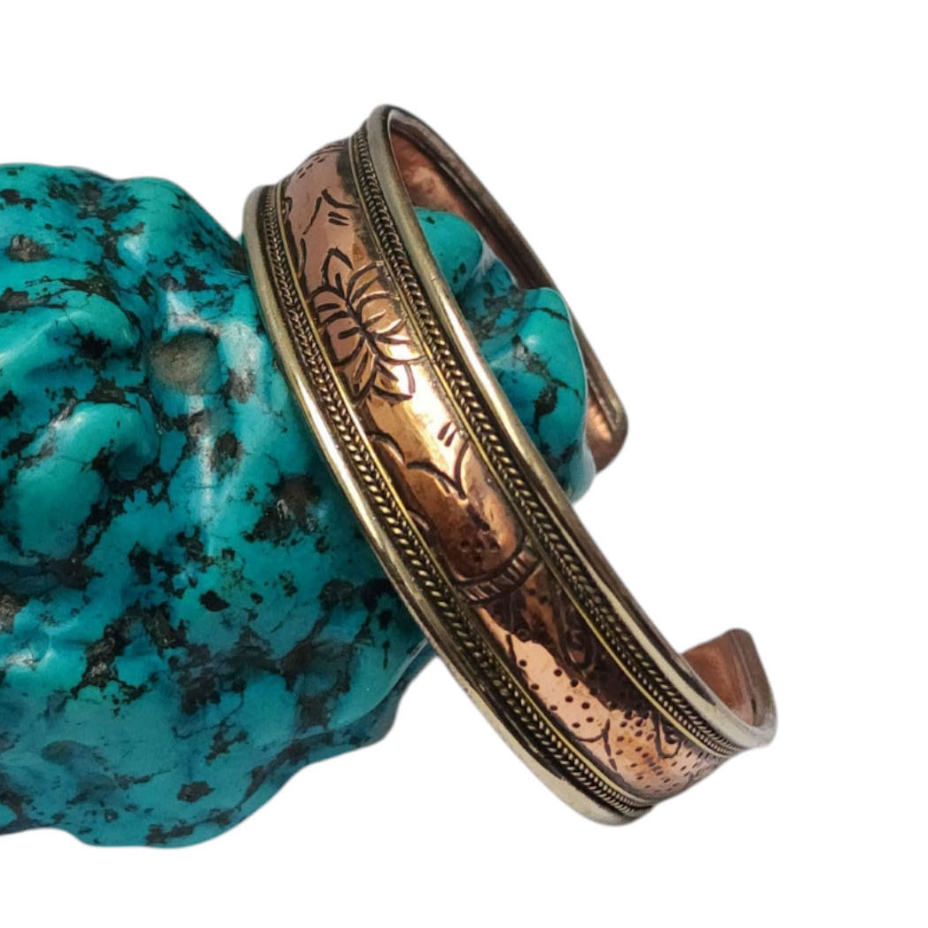 [metal Bracelet], With [carving] Design