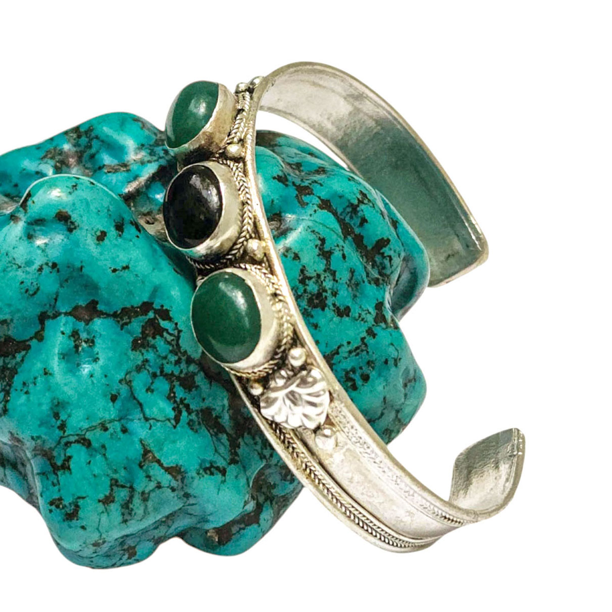 [metal Bracelet],with [stone Setting], [green Onyx]