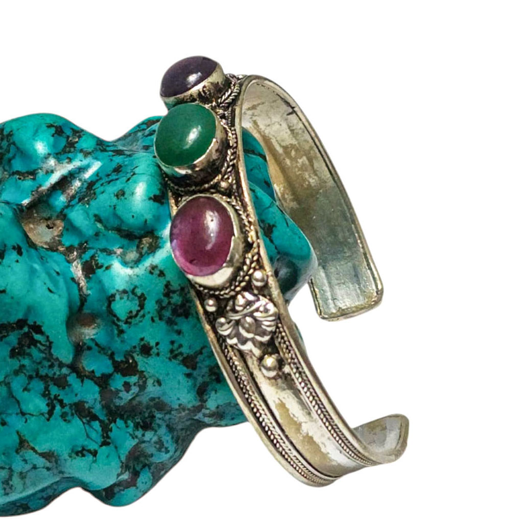 [metal Bracelet],with [stone Setting], [amethyst], [green Onyx]