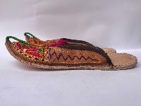 Jaipuri Jutti Aladdin Sandals, With Leather And Bead Design