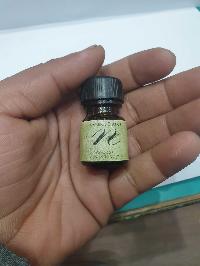 thumb2-Essential Oil-24996