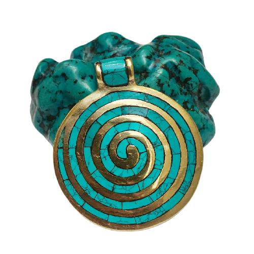 This 6cm tall Metal Pendants With Spiral Design, Stone Setting, Turquoise (Product Code: HMS36114) weighs 0.04kg and is available at an offer price of US$1.