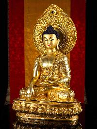 Shakyamuni Buddha With Parwa