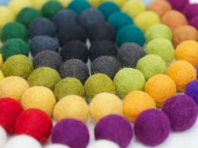 Felt Beads-9293