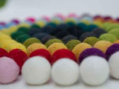 thumb1-Felt Beads-9293