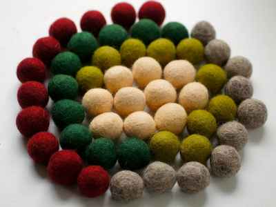 thumb2-Felt Beads-9293