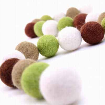 Felt Beads-9306