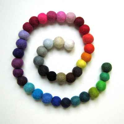 Felt Beads-9307