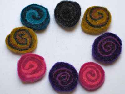 Felt Beads-9315