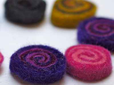 thumb1-Felt Beads-9316