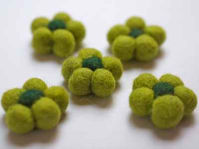 thumb1-Felt Beads-9318