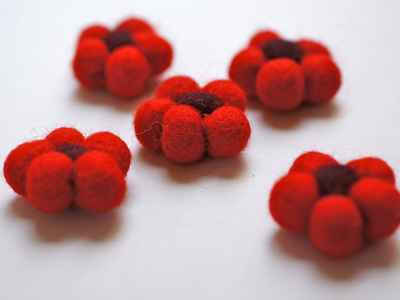 thumb1-Felt Beads-9319